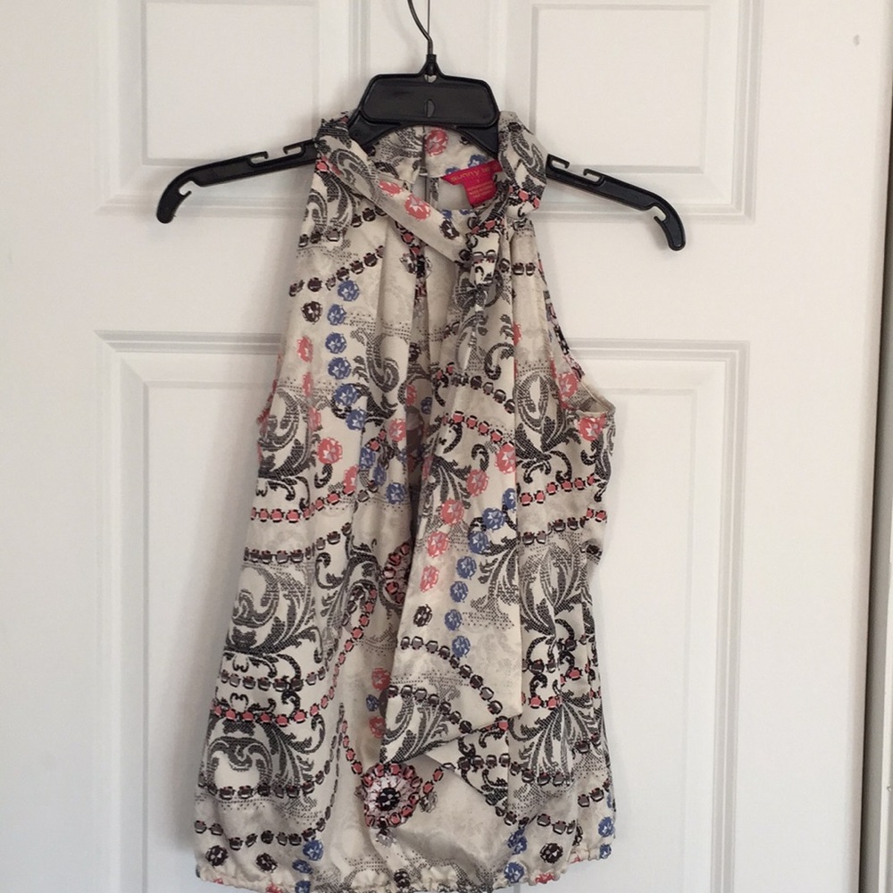 Women’s Blouse. Sunny Leigh Size small.